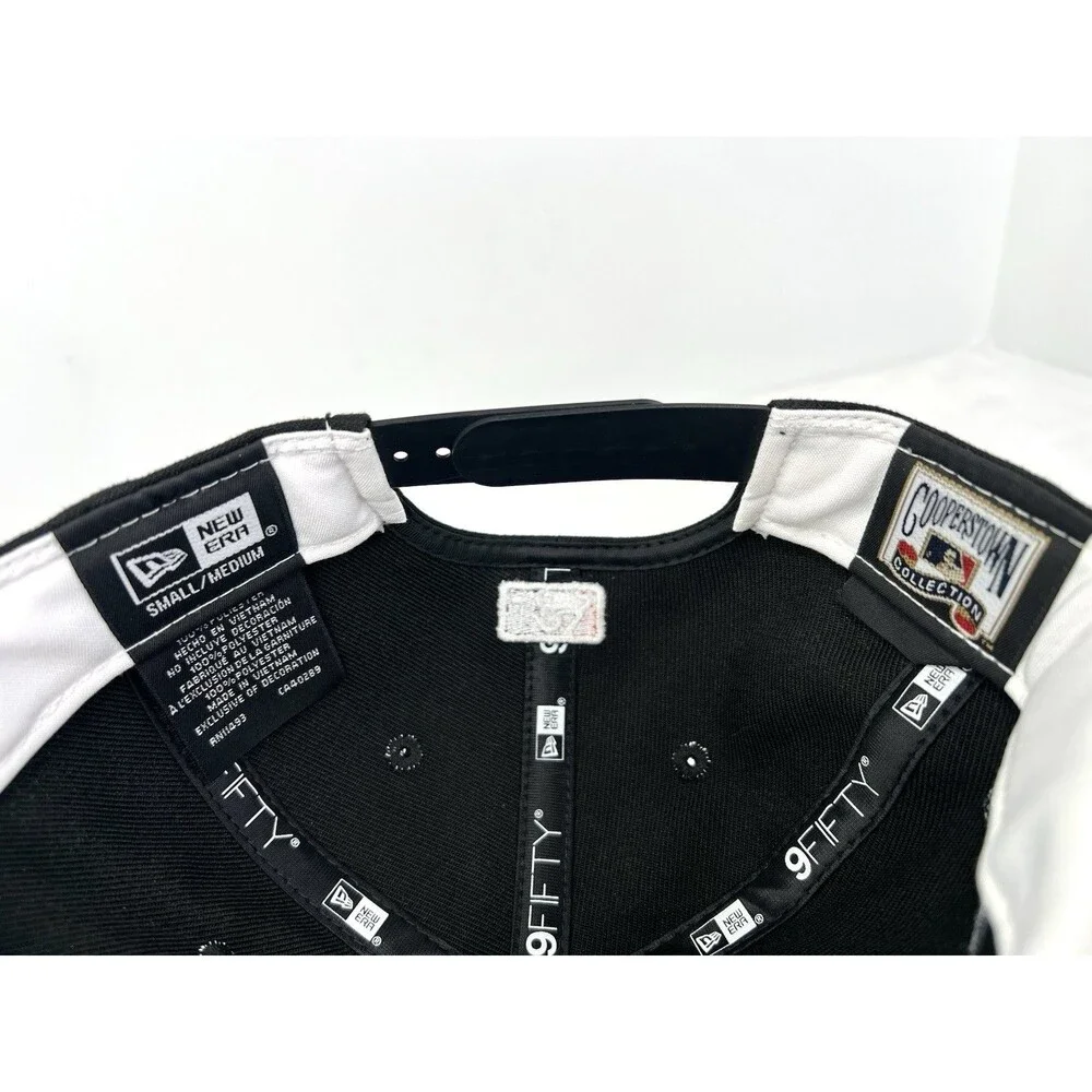 Chicago White Sox New Era Baseball 9FIFTY Hat SnapBack Retro Crown Black S/M